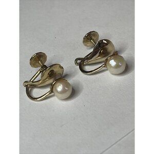 Vintage SIGNED Coro Faux Pearl Screw‎ Back Earrings